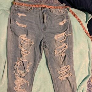American Eagle Outfitters Distressed Light Blue Jeans (14 Short)
